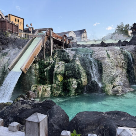 草津温泉　湯畑